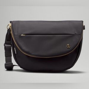 lululemon Black Crossbody festival Bag with Gold Accents
